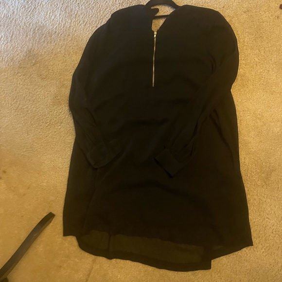 Relaxed black dress - Picture 2 of 3